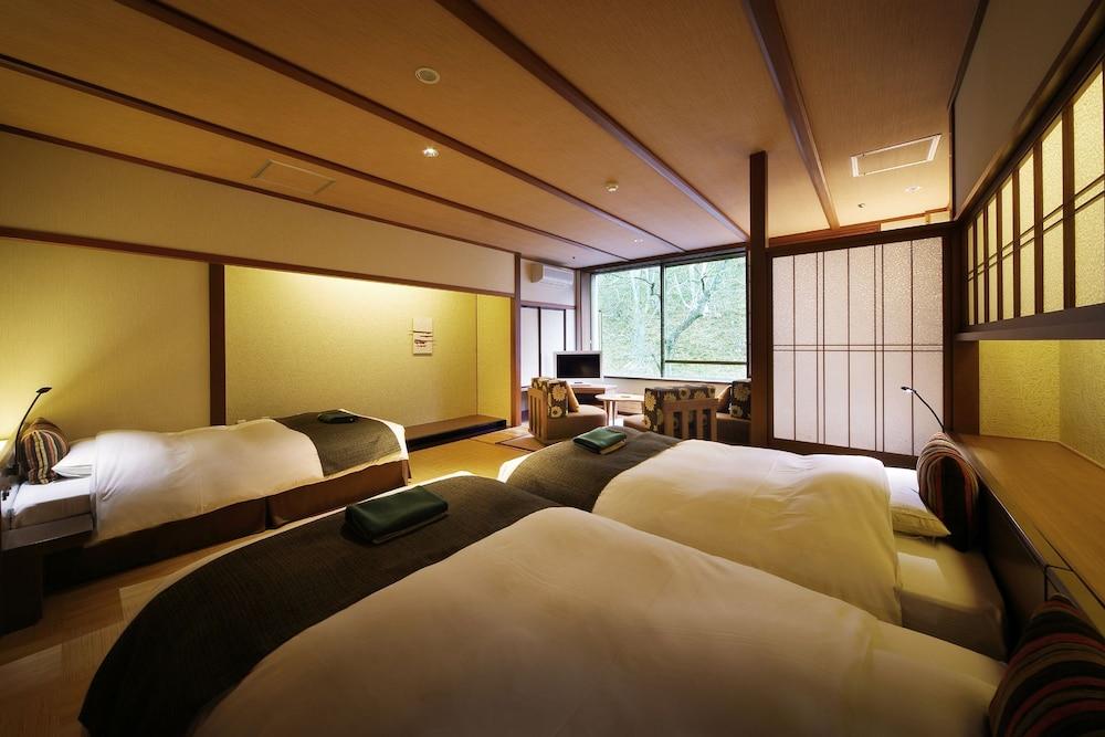 Sakunami Onsen Yuzukushi Salon Ichinobo Сендай Екстериор снимка